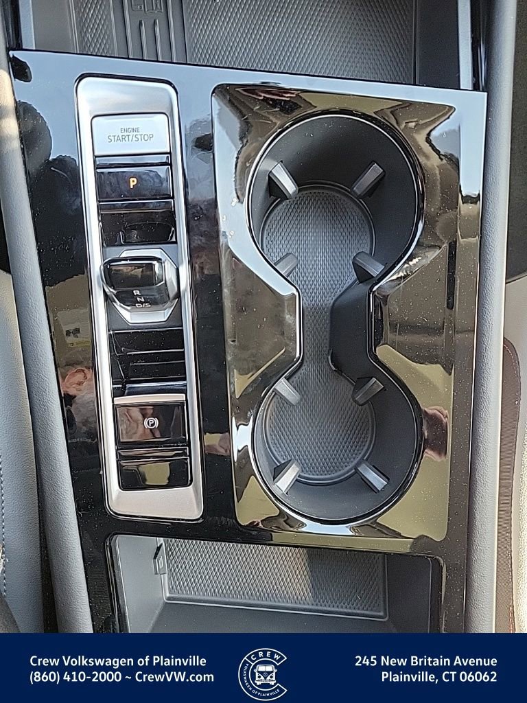 New 2026 Volkswagen Atlas Peak Edition image 9