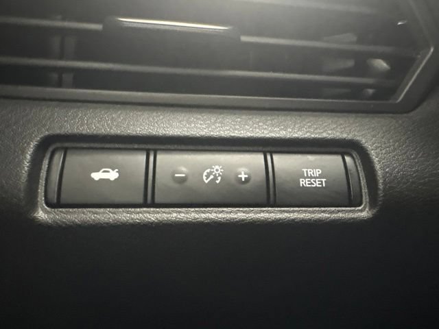 Used 2024 Nissan Altima 2.5 SR FWD image 32
