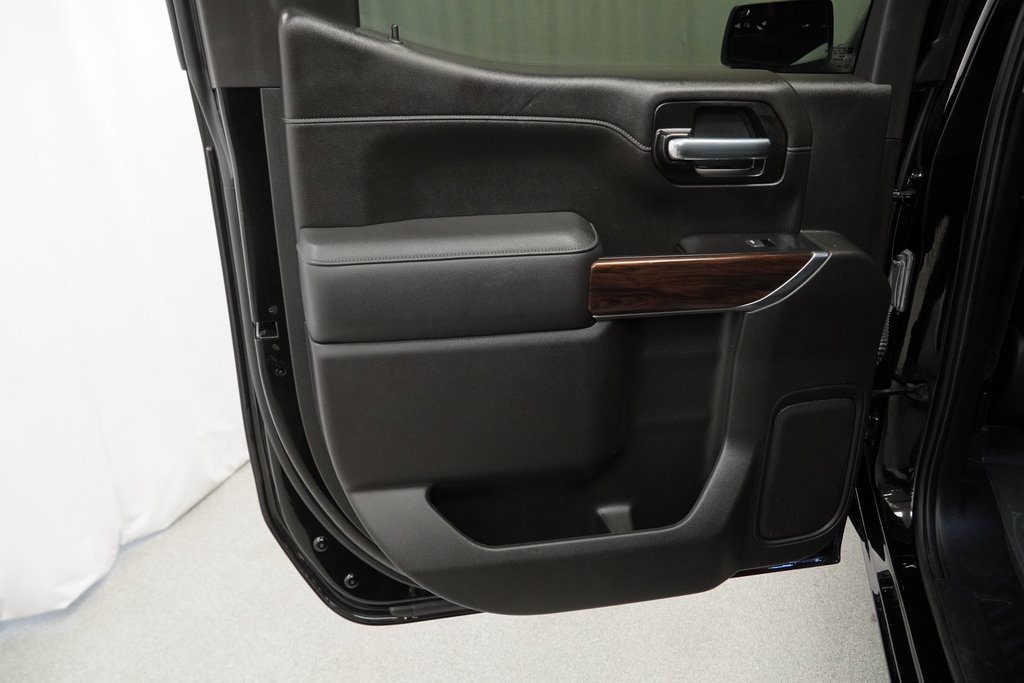 Used 2021 GMC Sierra 1500 SLT w/ SLT Convenience Package image 40