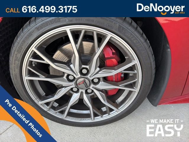 Used 2023 Chevrolet Corvette Stingray Premium Cpe w/ Z51 Performance Package RWD image 13