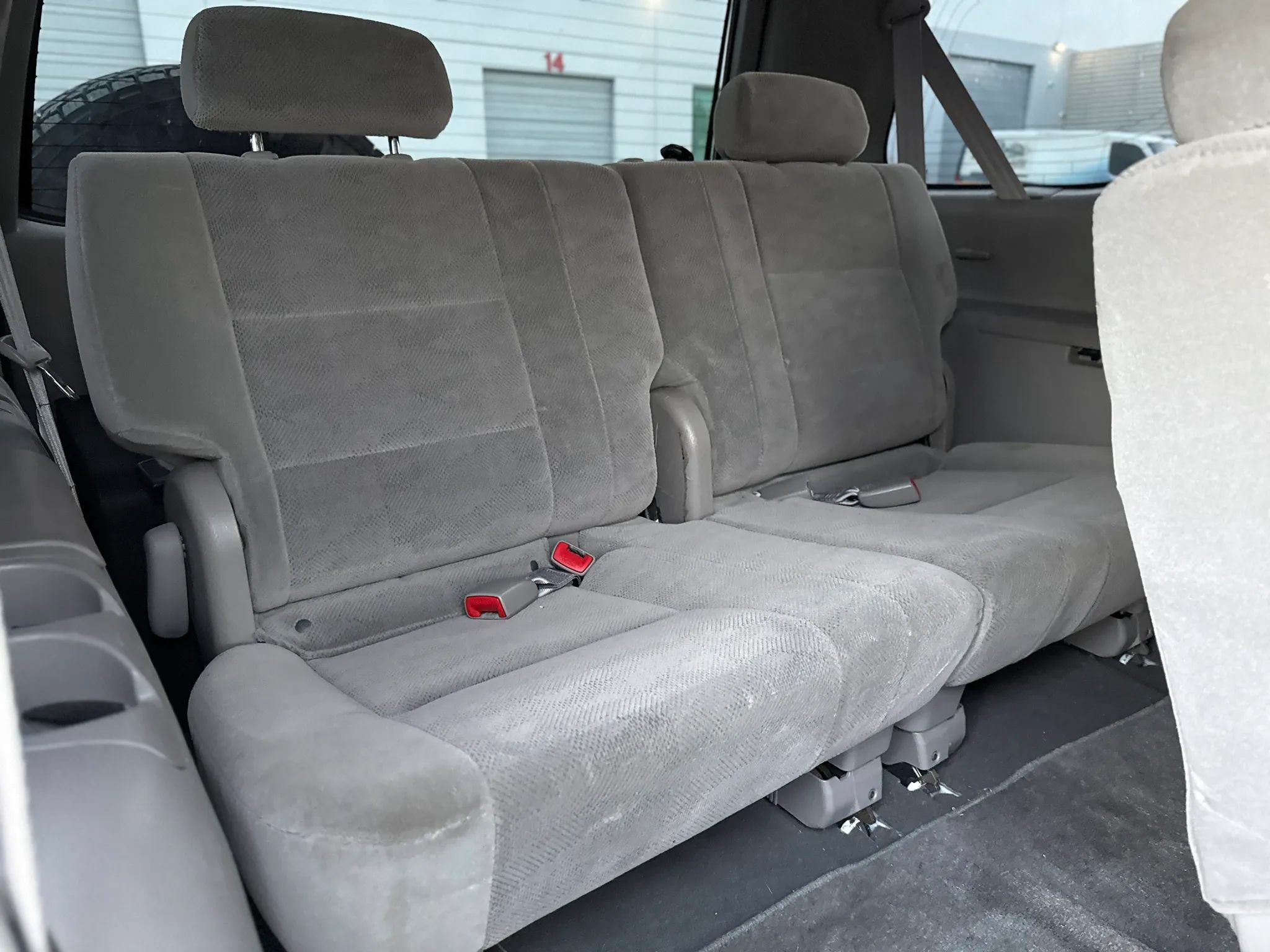 Used 2006 Toyota Sequoia SR5 AWD/4WD image 39