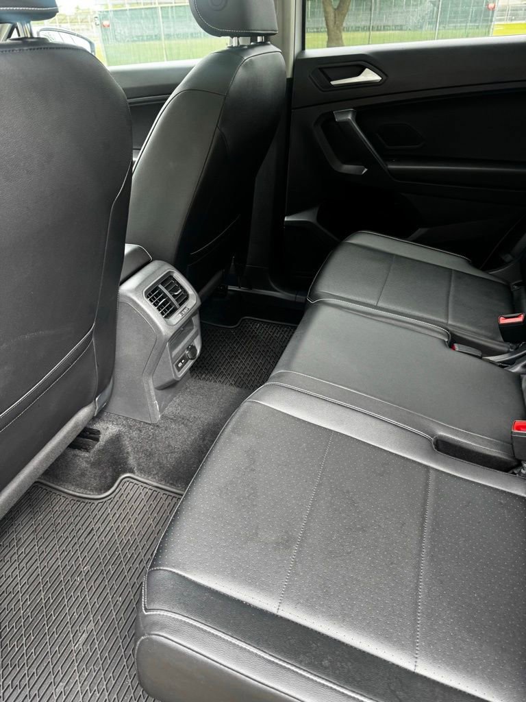 Used 2021 Volkswagen Tiguan SEL image 13