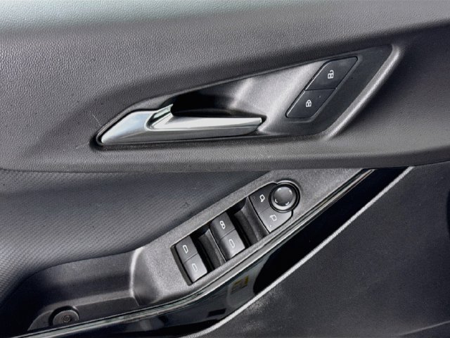 Used 2025 Chevrolet Equinox LT FWD image 18
