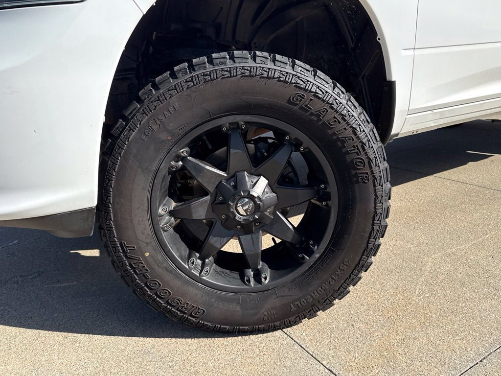Used 2015 RAM 1500 Express AWD/4WD image 46