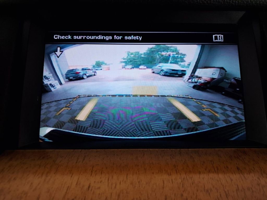 Used 2015 Land Rover LR4 HSE AWD/4WD image 15
