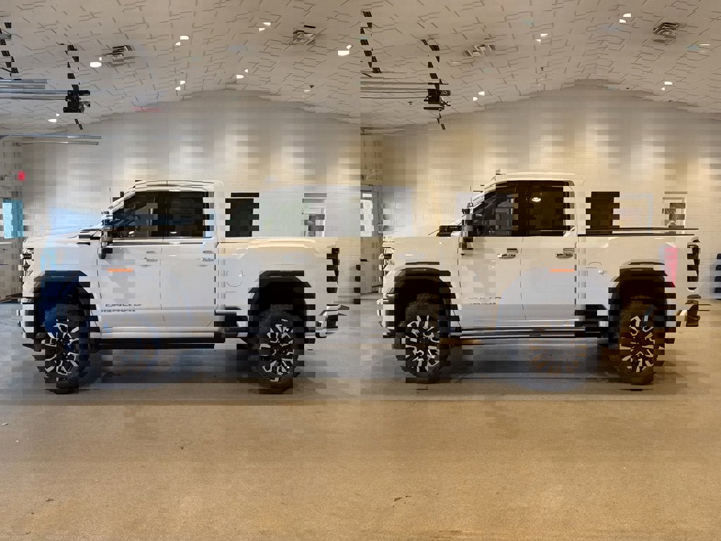 New 2026 GMC Sierra 2500 Denali Ultimate image 1