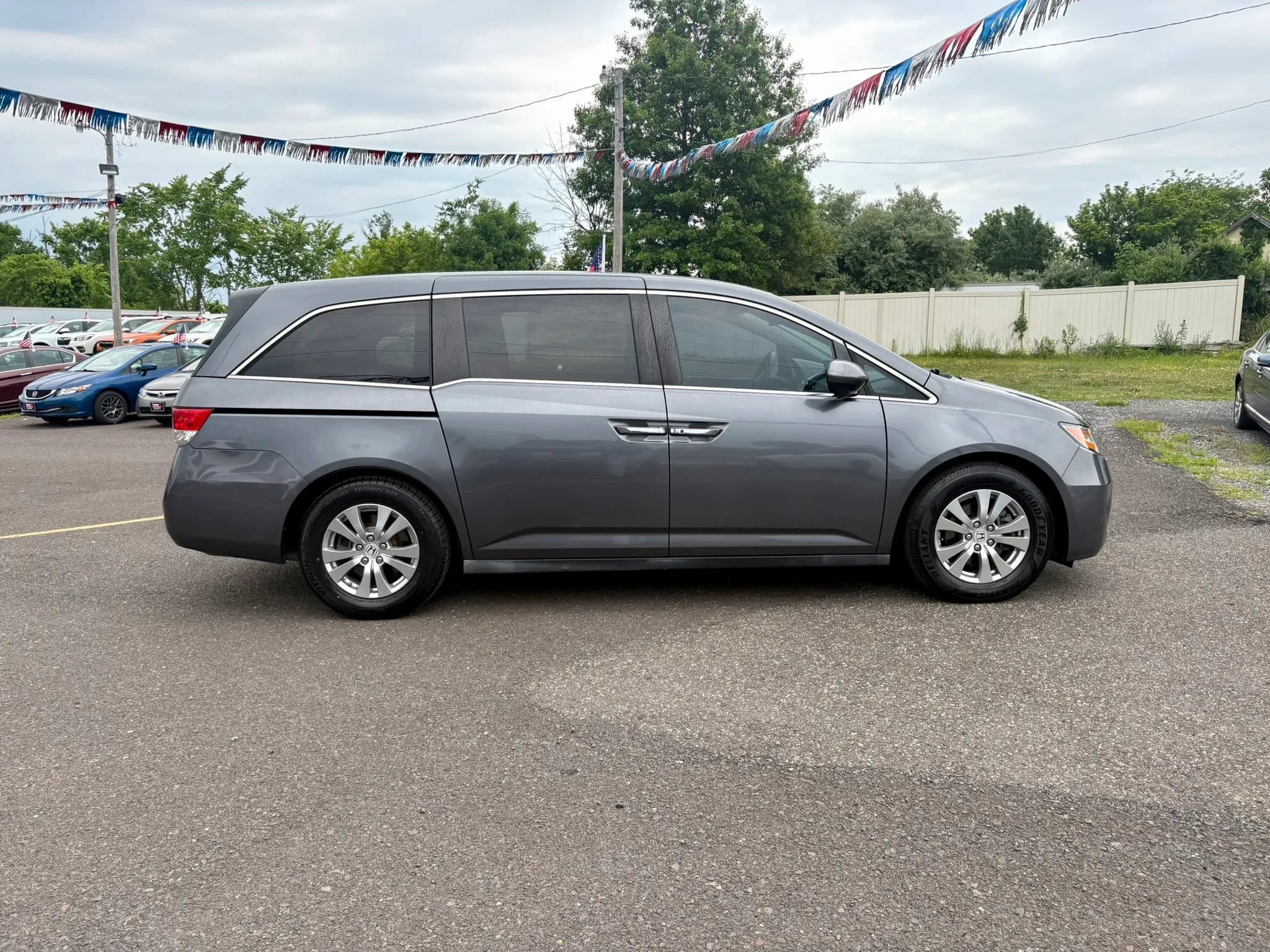 Used 2016 Honda Odyssey EX image 6