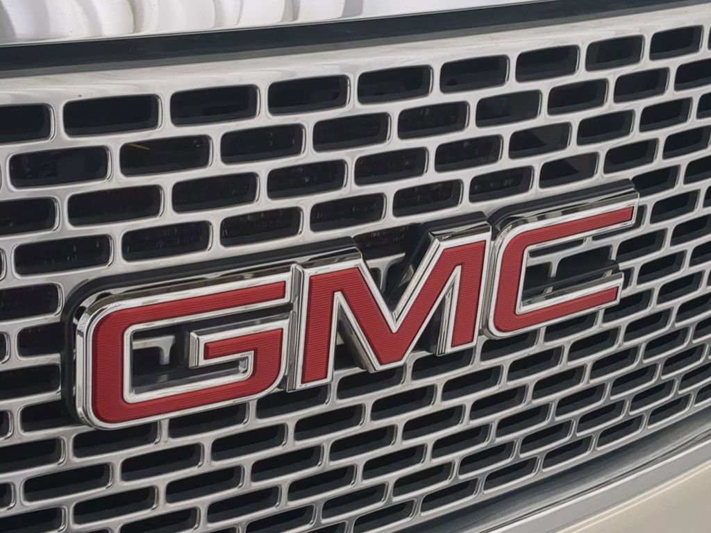 Used 2015 GMC Yukon SLT AWD/4WD image 15
