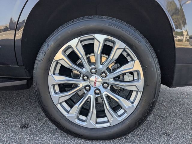 Used 2024 GMC Yukon Denali w/ LPO, Floor Liner Package image 10