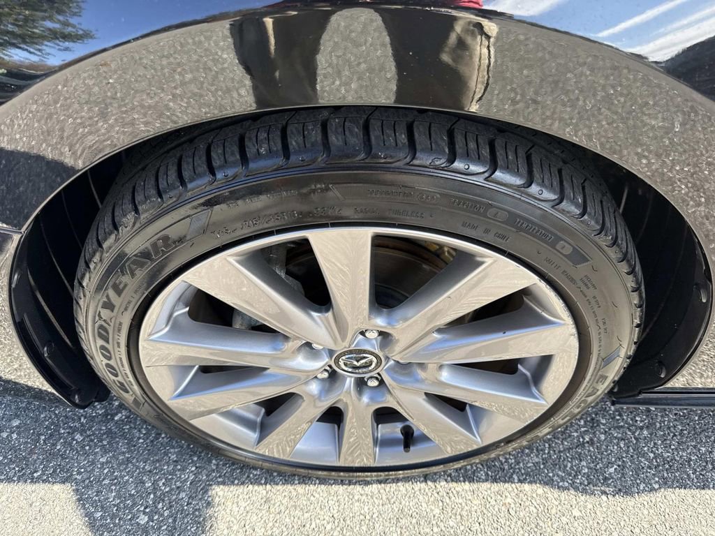 Used 2020 MAZDA MAZDA3 Sedan w/ Select Package image 12