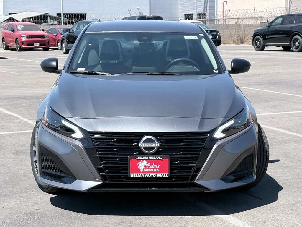 New 2026 Nissan Altima 2.5 SV FWD image 2