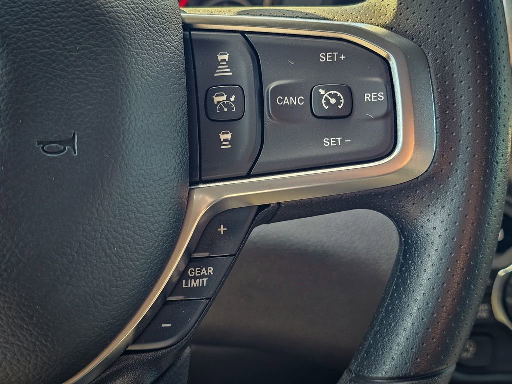 New 2026 RAM 1500 Express AWD/4WD image 18