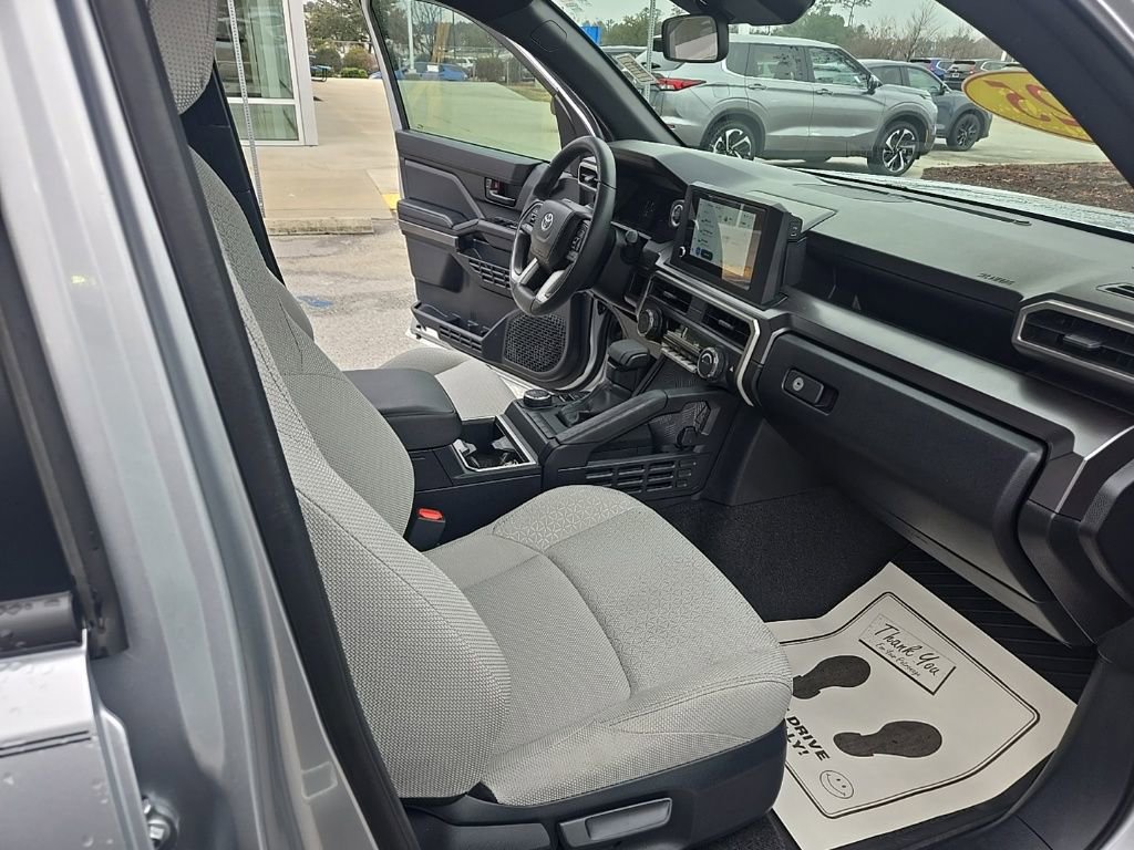 Used 2025 Toyota 4Runner SR5 image 36