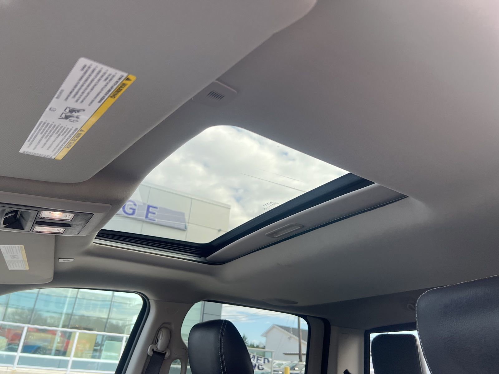 Used 2018 RAM 3500 Laramie image 13