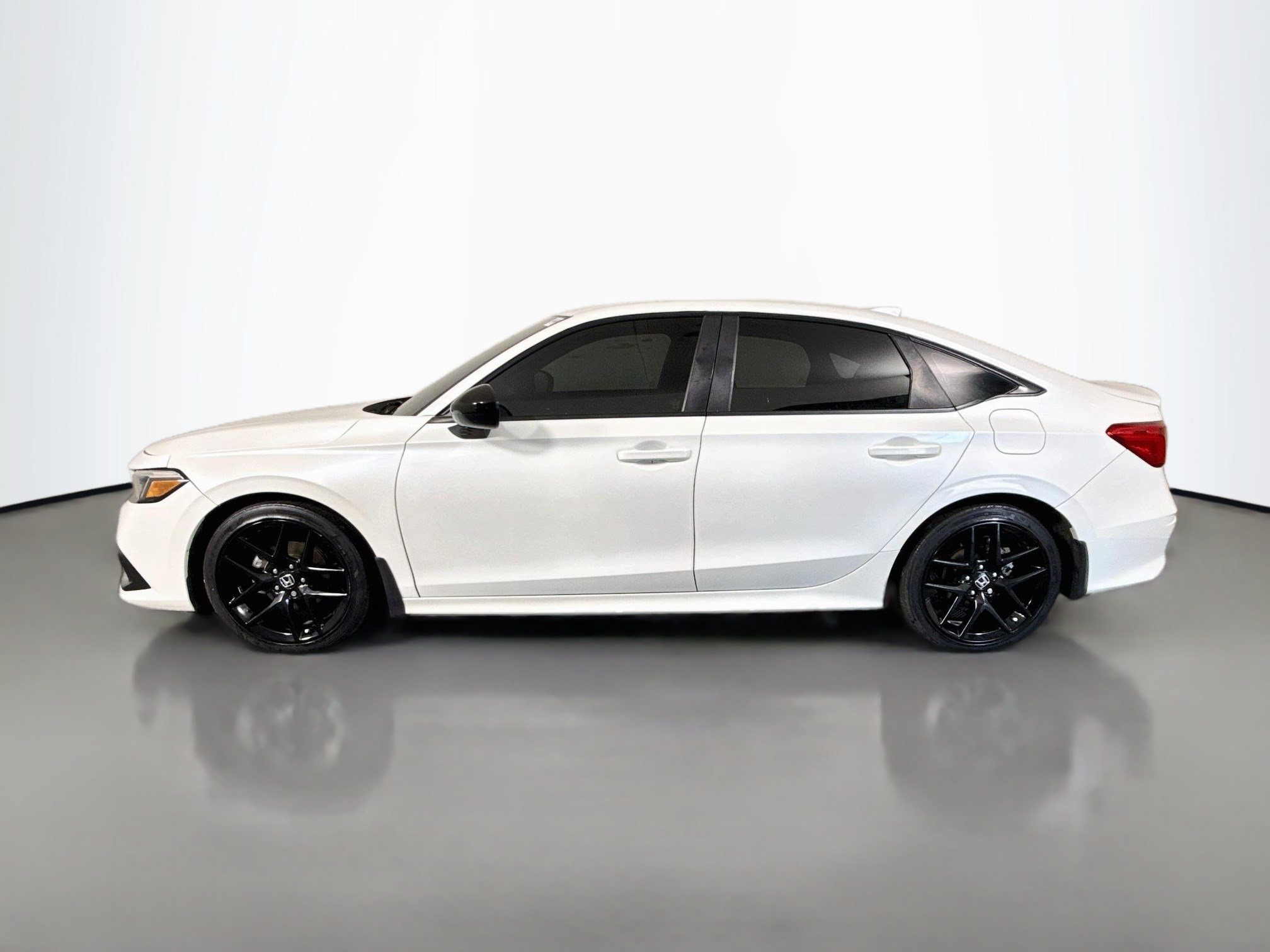 Used 2022 Honda Civic Sport image 6