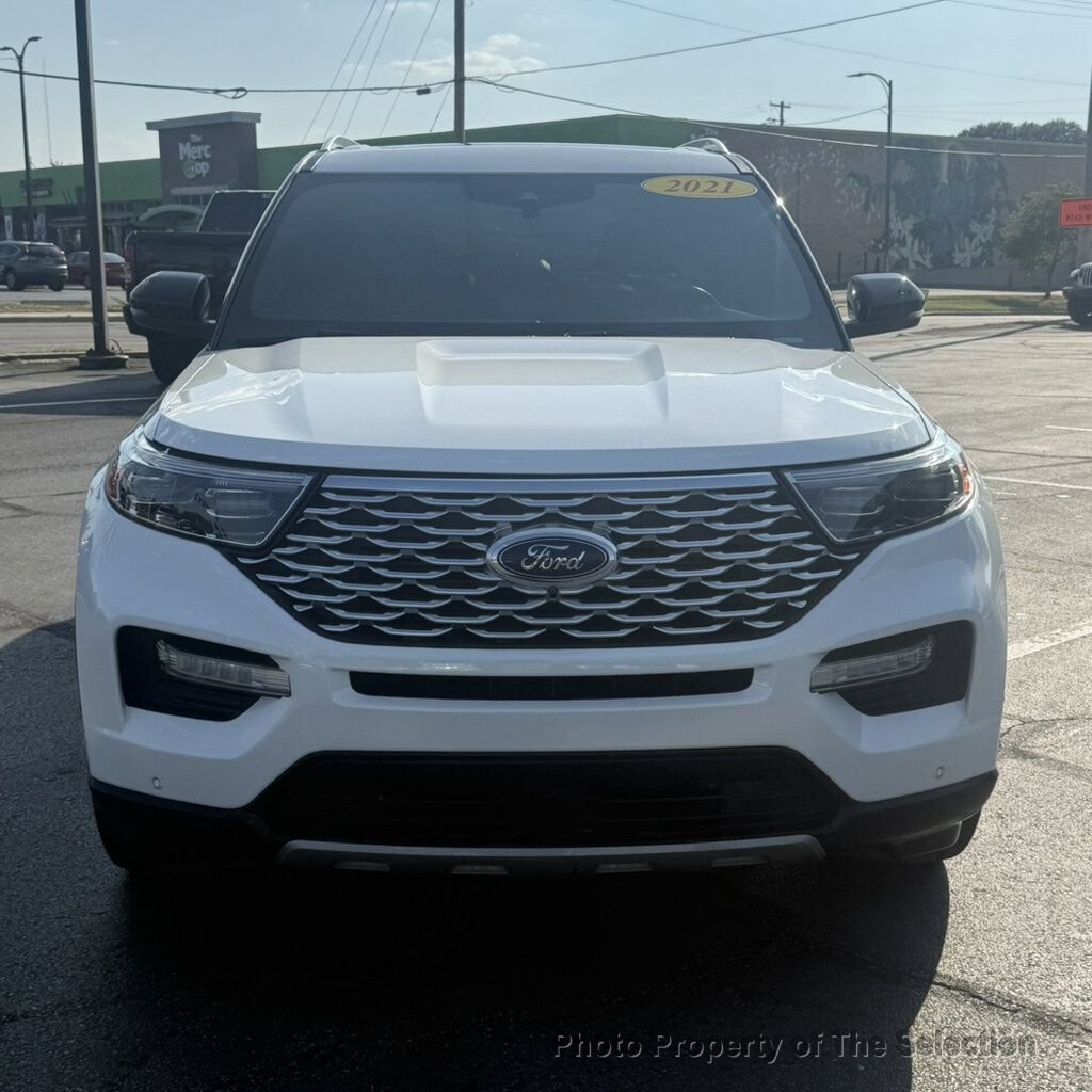 Used 2021 Ford Explorer Platinum w/ Equipment Group 601A AWD/4WD image 5