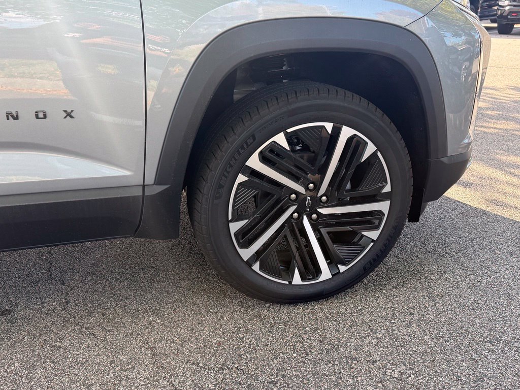New 2027 Chevrolet Equinox RS w/ Safety and Technology Package AWD/4WD image 34