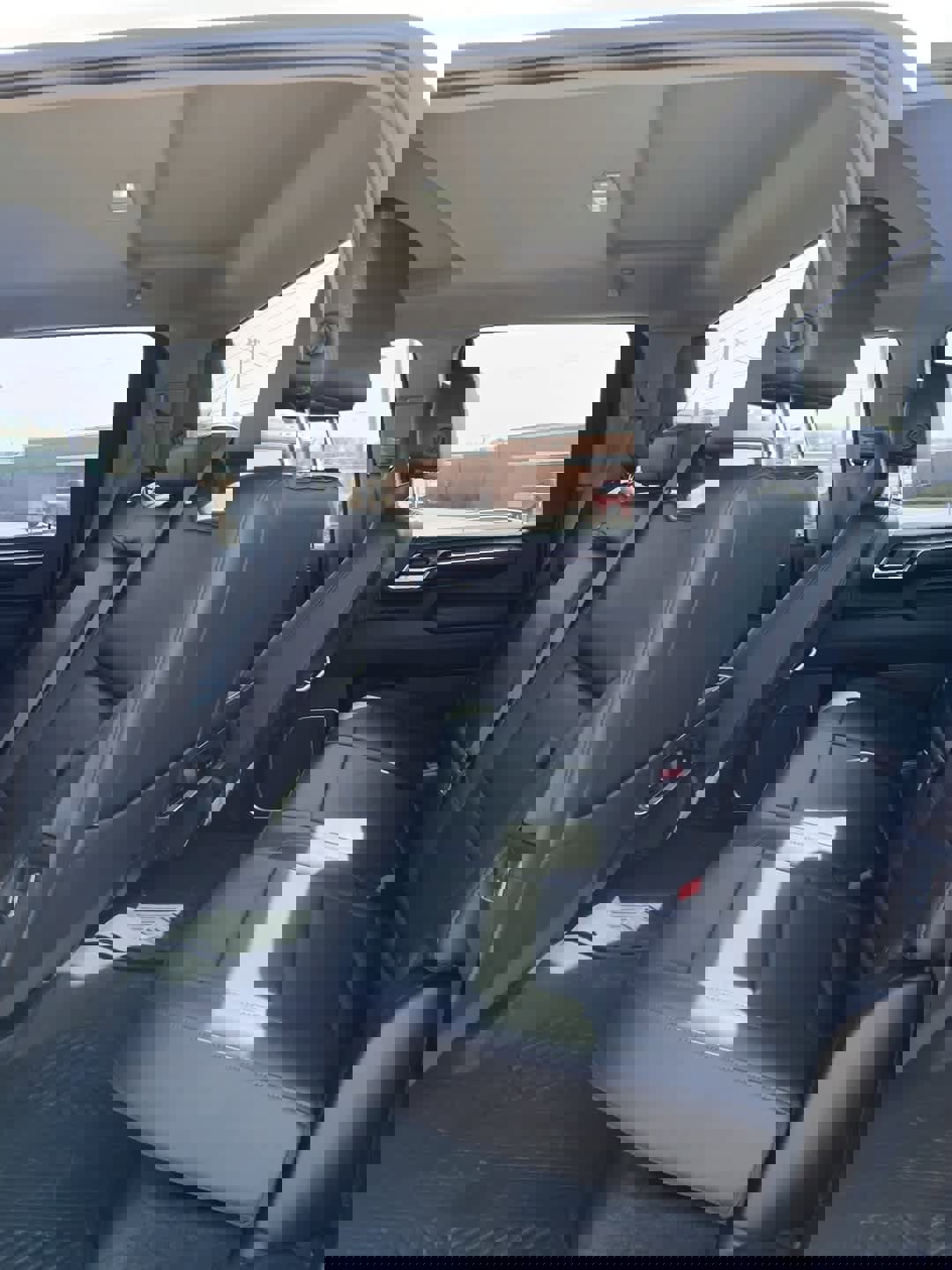 Used 2024 Chevrolet Silverado 2500 LTZ w/ LTZ Convenience Package image 34