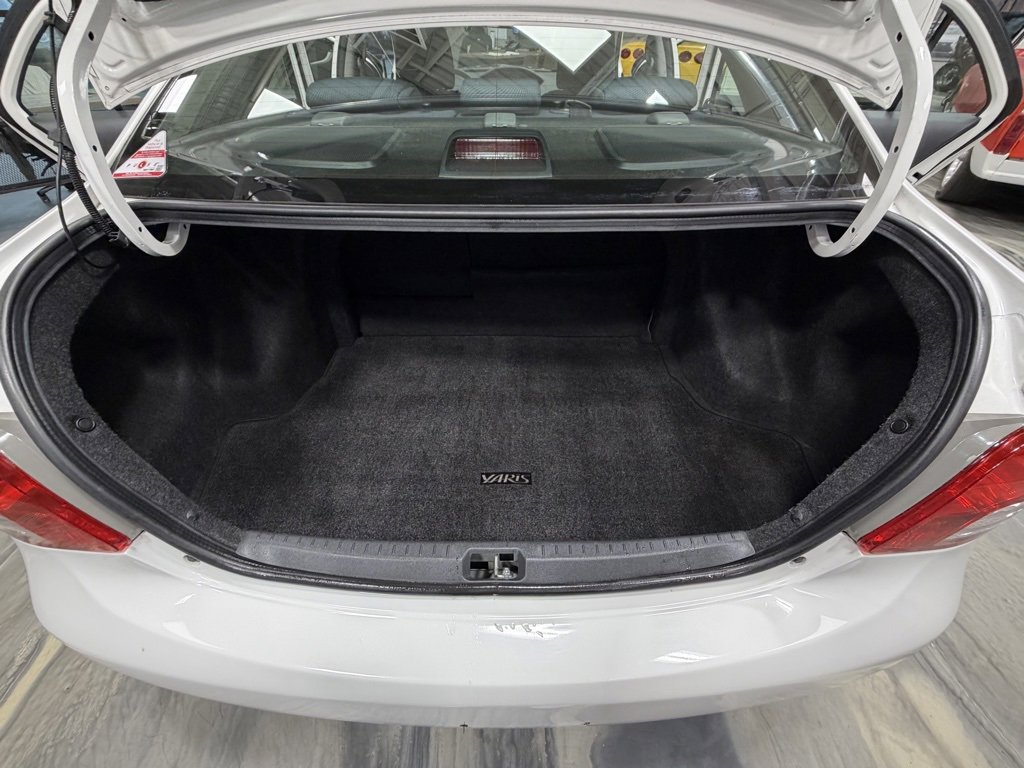 Used 2009 Toyota Yaris Sedan image 39