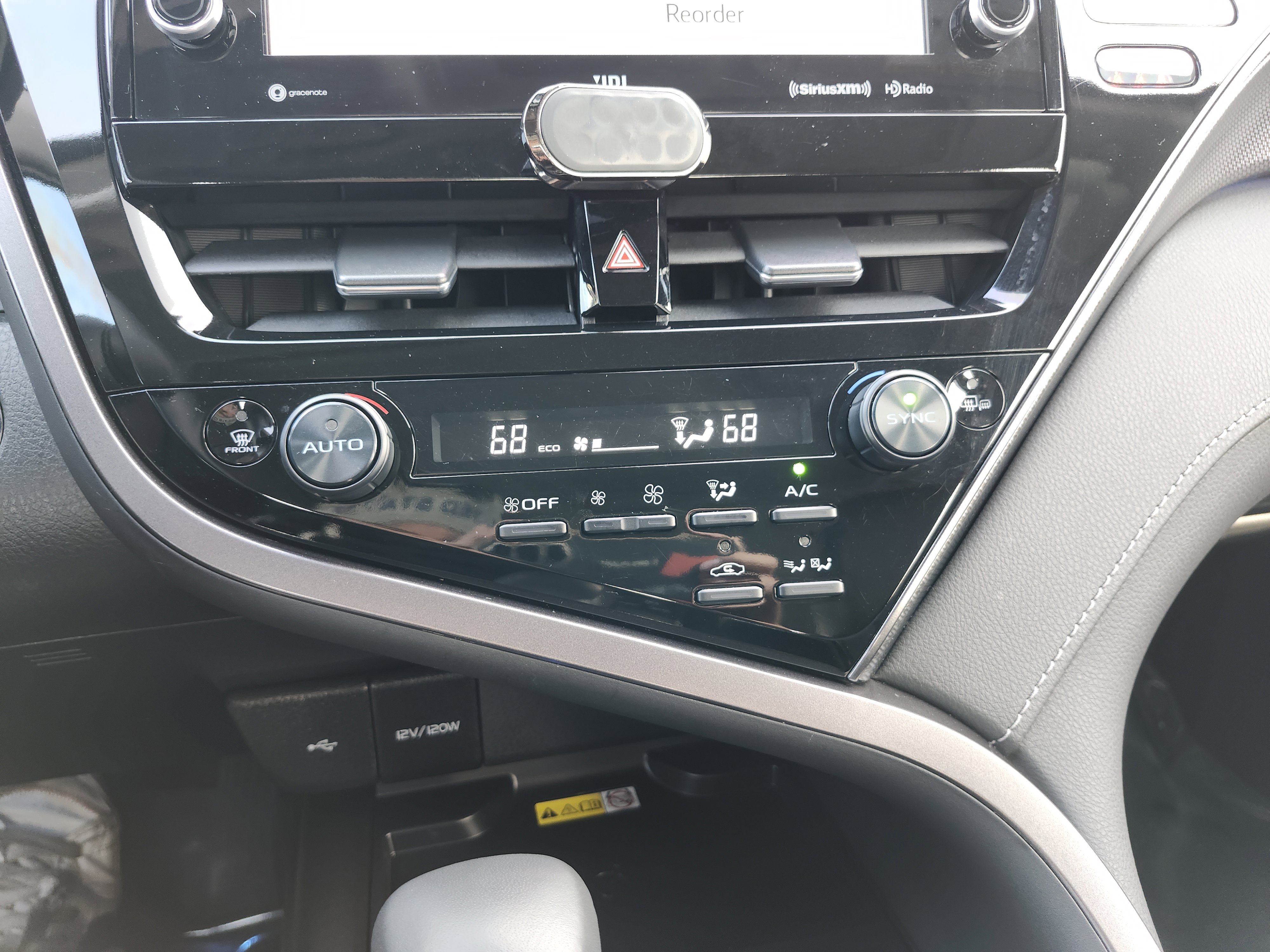 Used 2024 Toyota Camry XSE w/ Navigation Package image 34