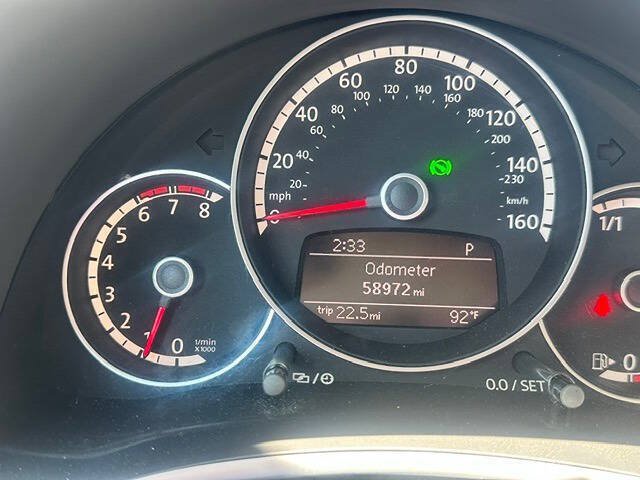 Used 2013 Volkswagen Beetle 2.5 FWD image 24