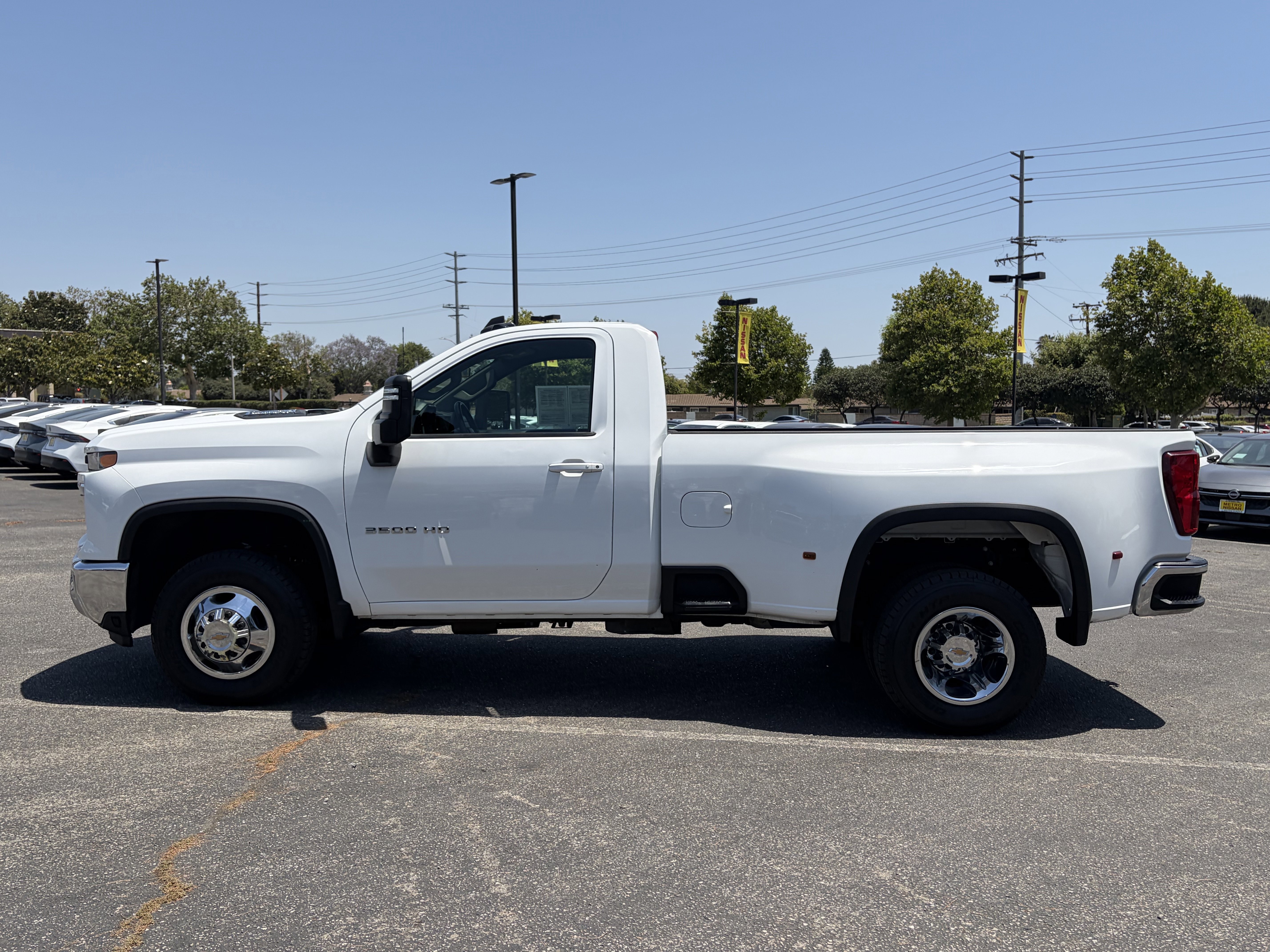 Used 2024 Chevrolet Silverado 3500 LT w/ Convenience Package AWD/4WD image 6