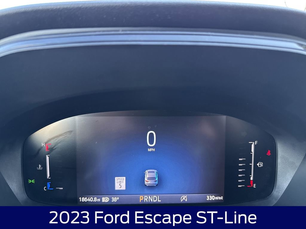 Used 2023 Ford Escape ST-Line w/ Tech Pack #1 image 19