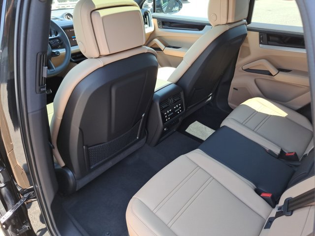 New 2025 Porsche Cayenne S image 20