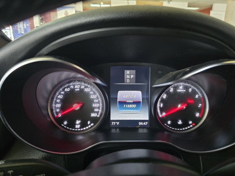 Used 2018 Mercedes-Benz GLC 300 image 24