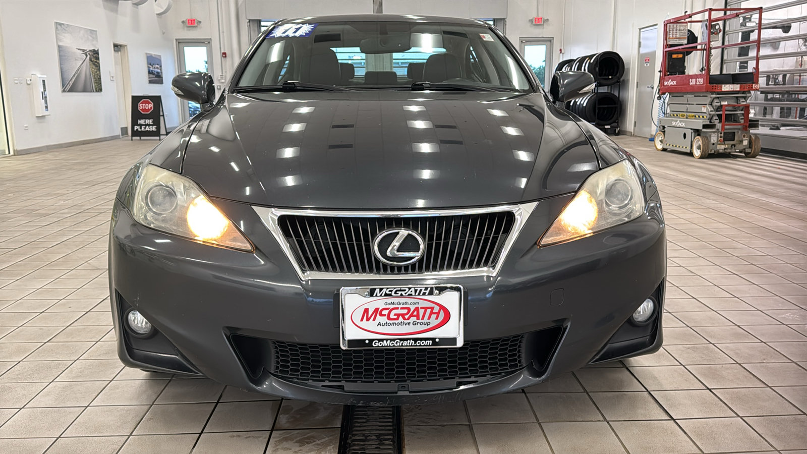 Used 2011 Lexus IS 250 AWD w/ Premium Pkg Value Edition image 10