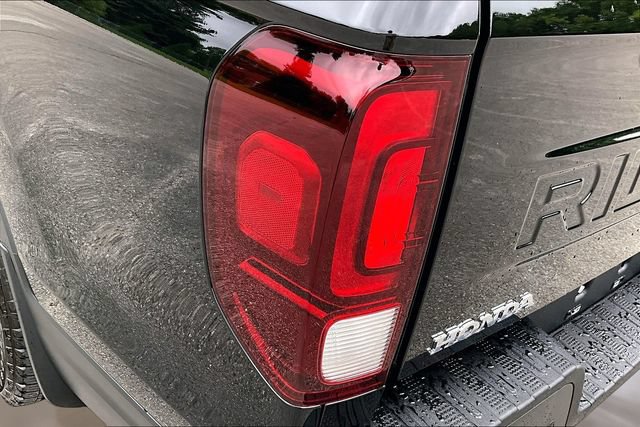 Used 2025 Honda Ridgeline Black Edition image 22