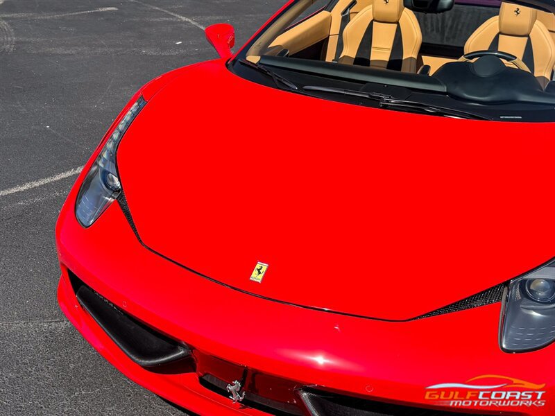 Used 2014 Ferrari 458 Spider RWD image 4