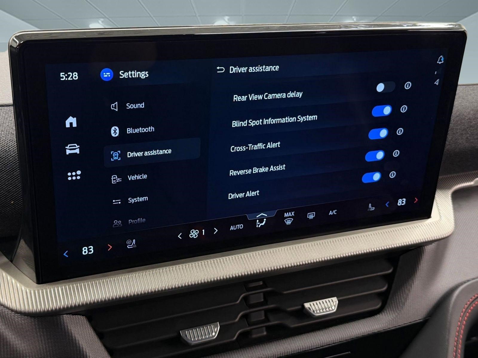 Used 2025 Ford Explorer ST-Line w/ ST-Line Street Pack image 29