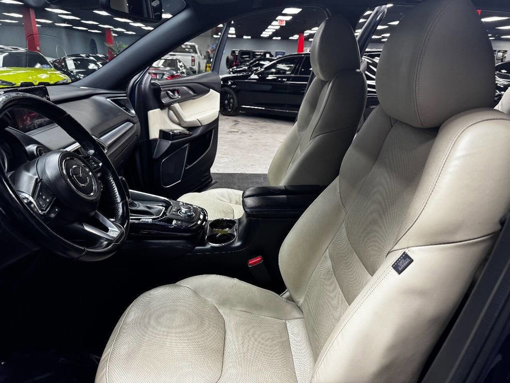 Used 2017 MAZDA CX-9 Grand Touring image 34