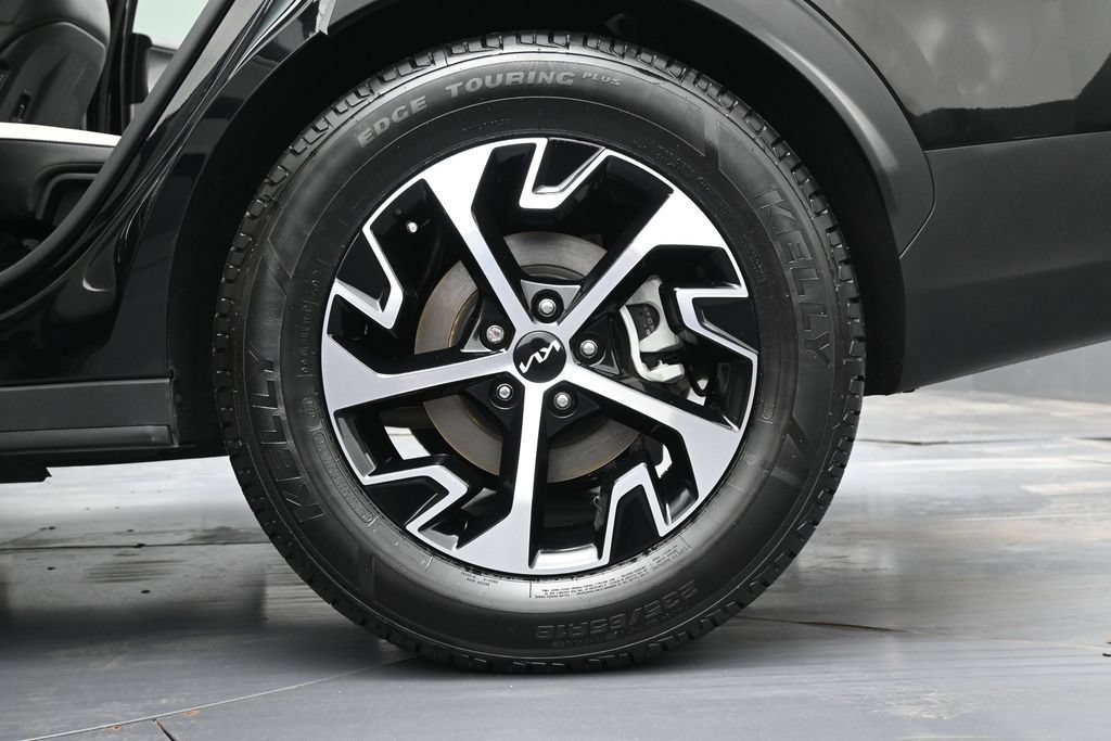 Used 2024 Kia Sportage EX FWD image 14