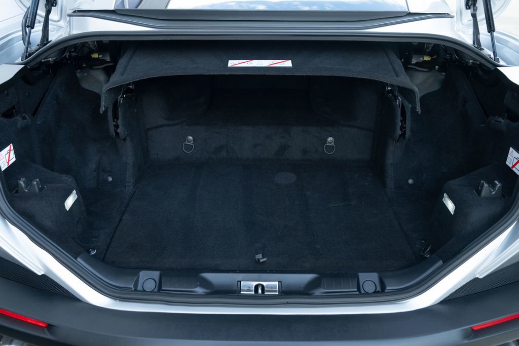 Used 2019 Ferrari Portofino image 26