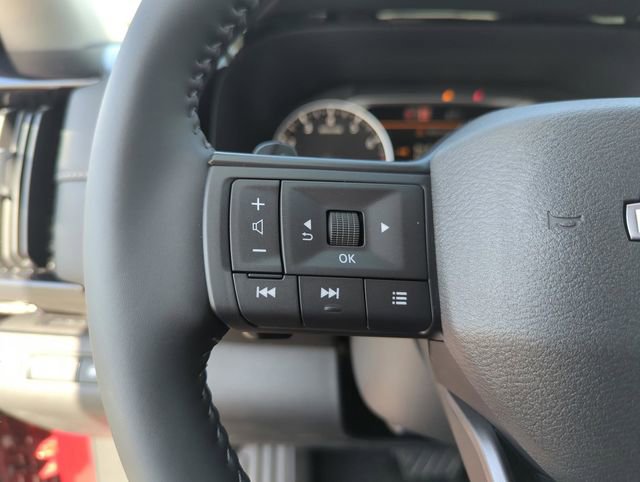 New 2026 Nissan Pathfinder SV FWD image 41