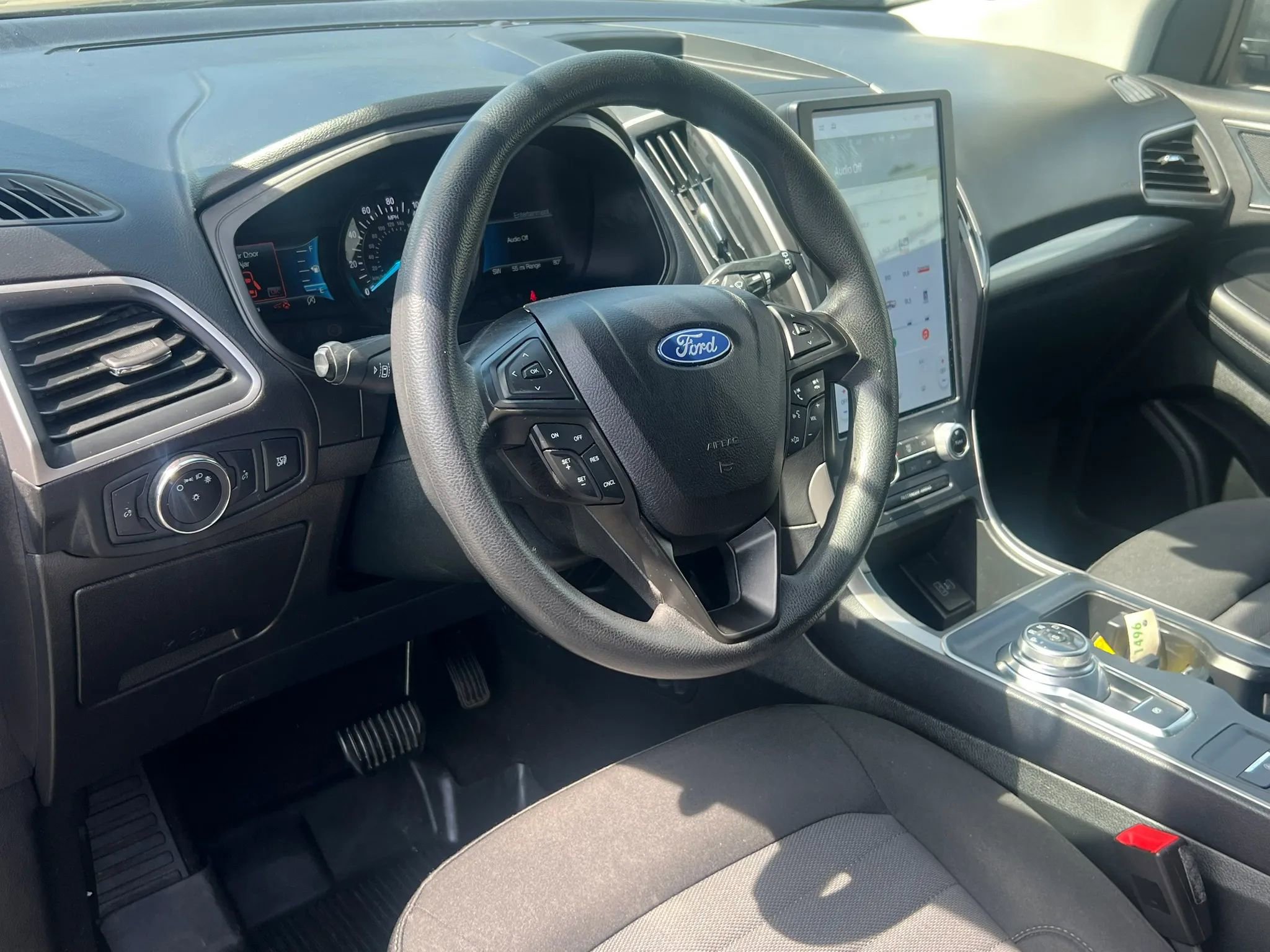 Used 2023 Ford Edge SE AWD/4WD image 15