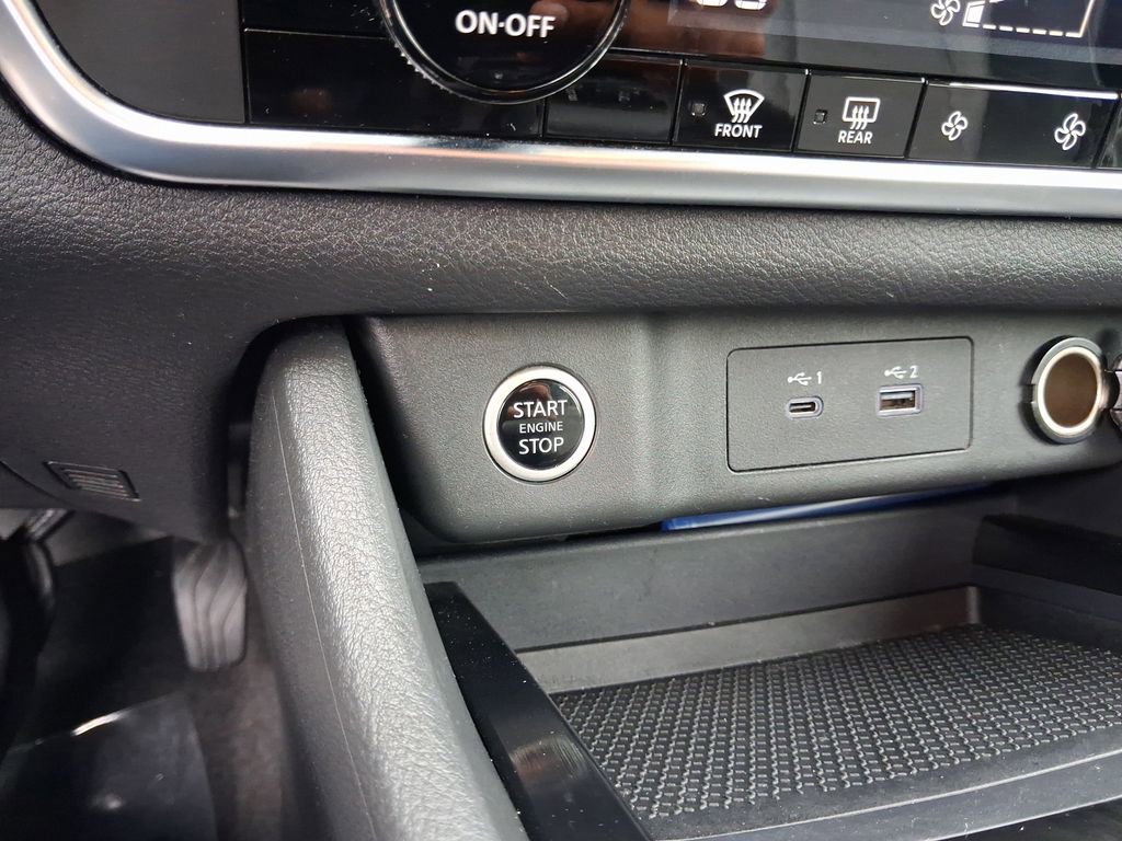 Certified 2023 Nissan Rogue SV image 22