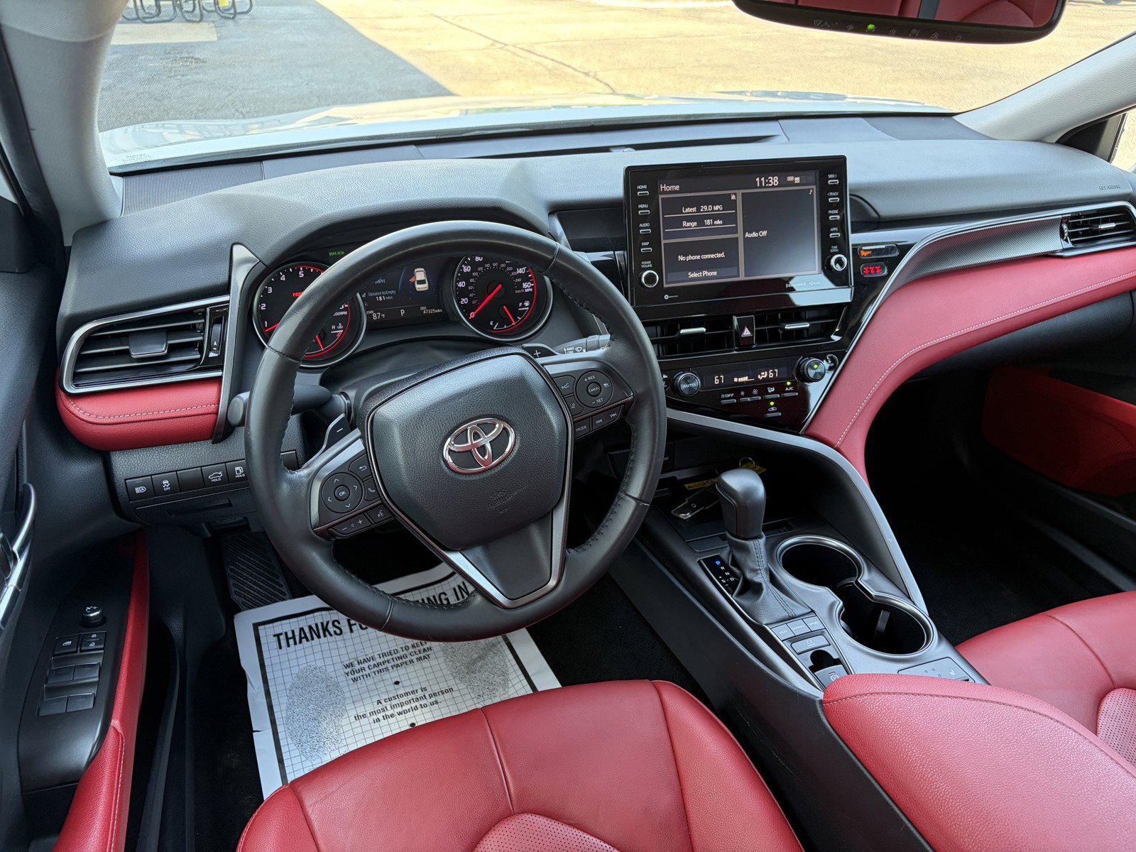 Used 2024 Toyota Camry XSE FWD image 10