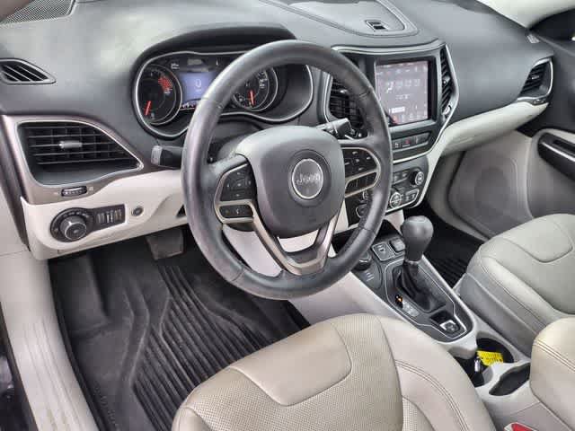 Certified 2021 Jeep Cherokee Latitude Lux w/ Comfort/Convenience Group AWD/4WD image 10