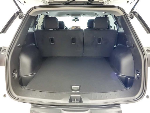New 2026 Chevrolet Blazer LT w/ LPO, Floor Liner Package AWD/4WD image 8