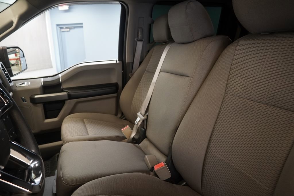 Used 2018 Ford F150 XLT image 8