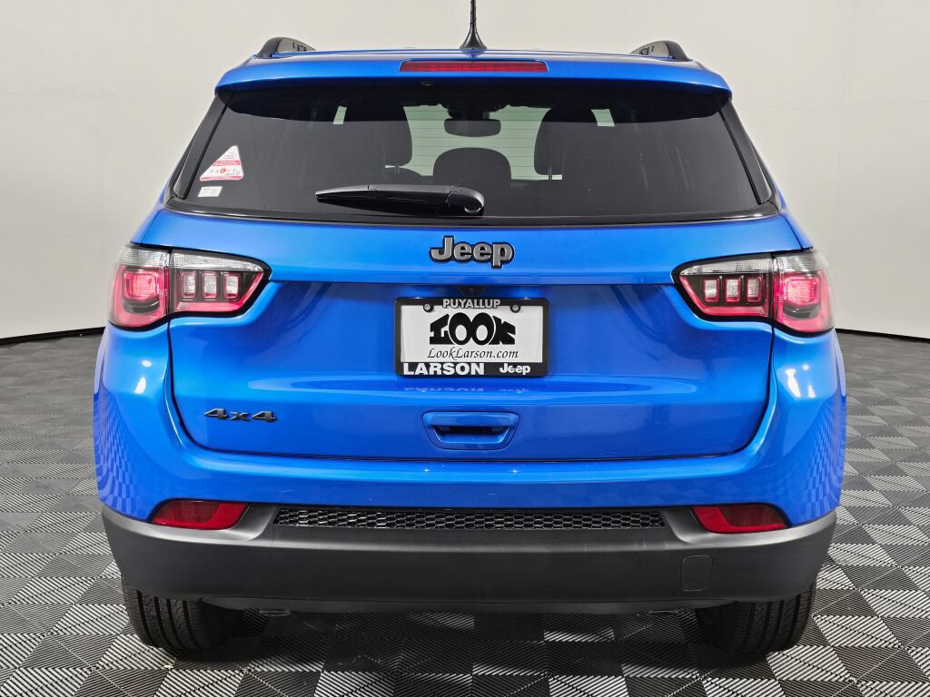 New 2026 Jeep Compass Latitude AWD/4WD image 5