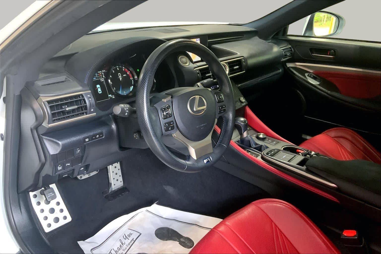 Used 2015 Lexus RC F w/ Premium Package RWD image 15