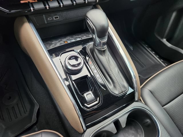 Used 2024 GMC Canyon Denali AWD/4WD image 23