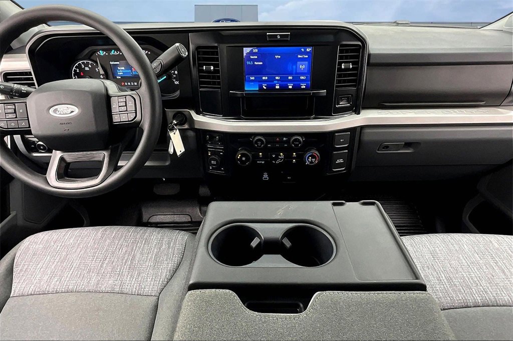 New 2026 Ford F350 XLT image 5