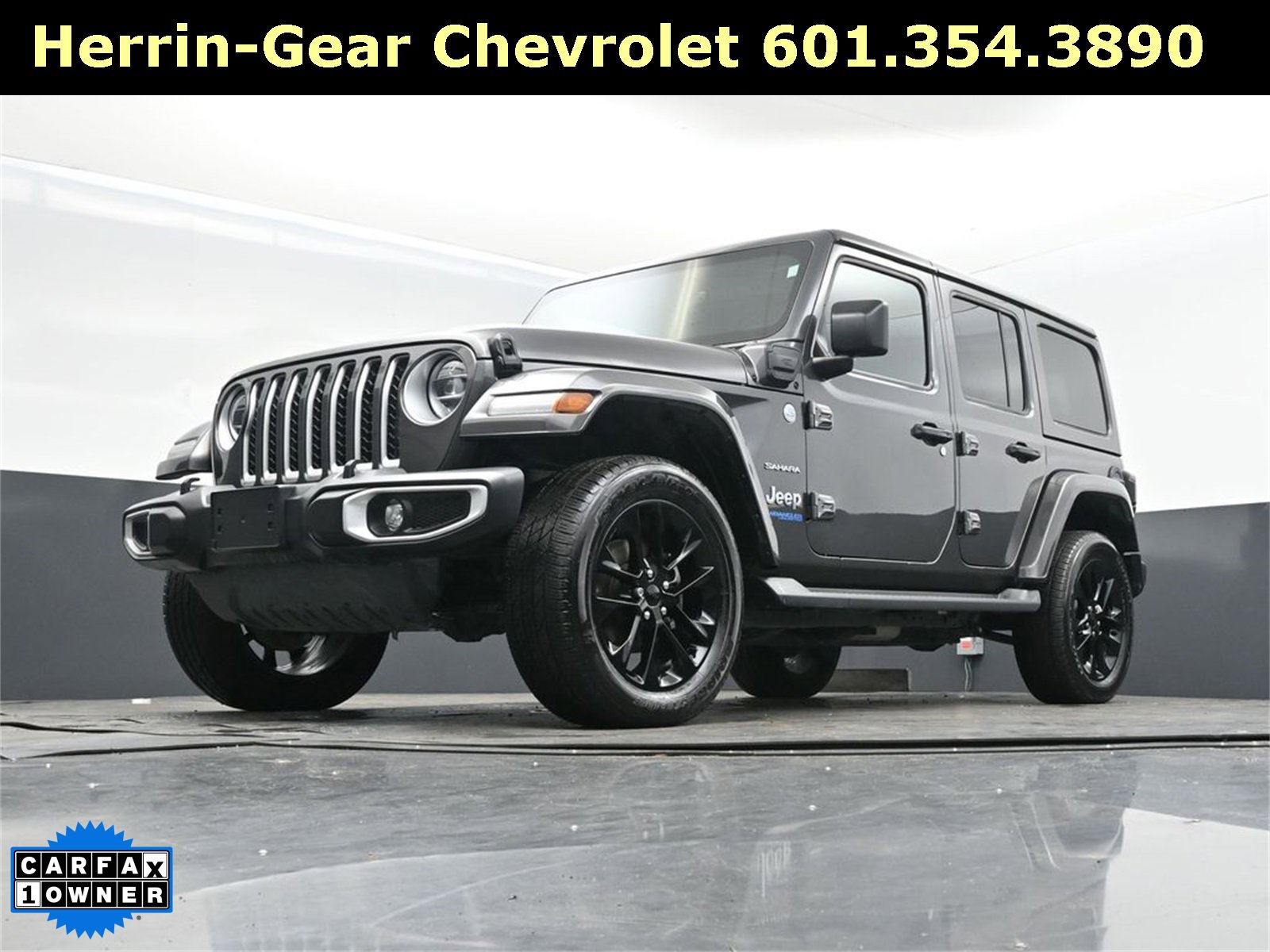 Used 2021 Jeep Wrangler Unlimited Sahara w/ Cold Weather Group image 41
