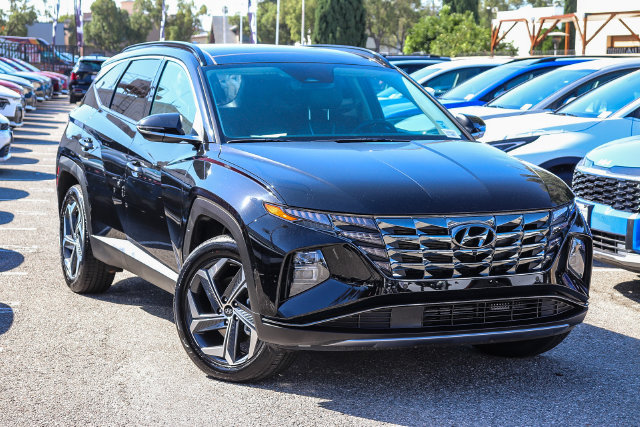 Used 2024 Hyundai Tucson Limited AWD/4WD image 1