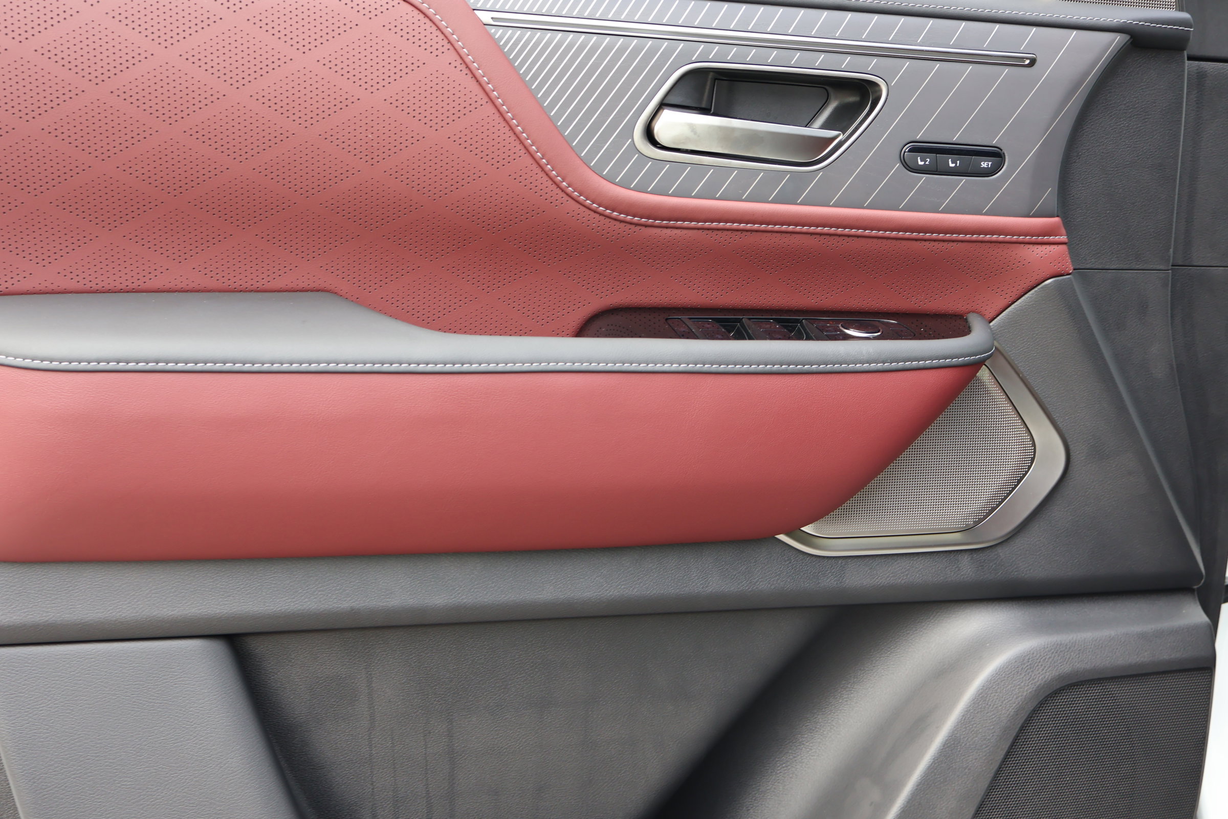 New 2026 INFINITI QX80 Autograph image 12